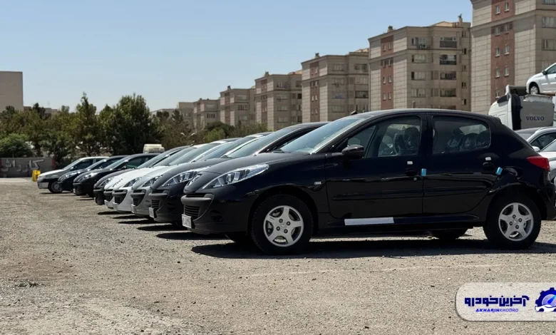 رفتار جدید خودروسازان در عرضه ؛ سکوت نظارتی ها یا اعطای مجوز محرمانه؟